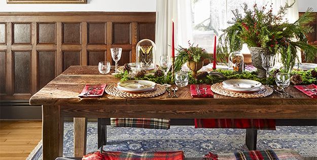 50 Best Christmas Table Decorations 2022 - Christmas Centerpiec