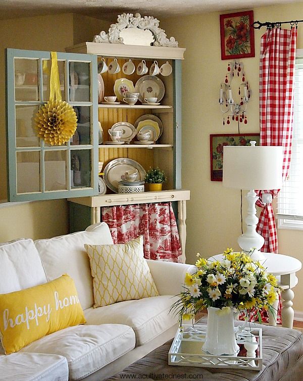Happy Yellow Living Room Decor | Yellow living room, Yellow decor .