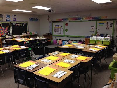 Come in and Make Yourself at Home! | Classroom seating .