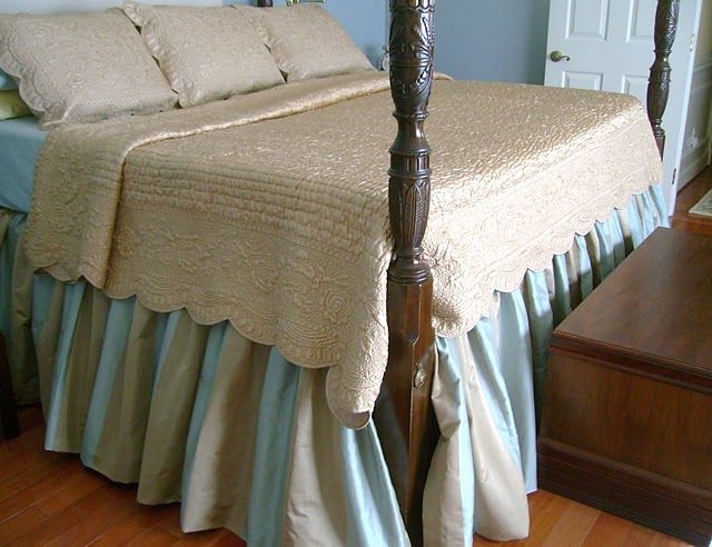 SAVANNAH GRANNY: Bedskirt Tutorial | Diy bed skirt, Bedskirt .