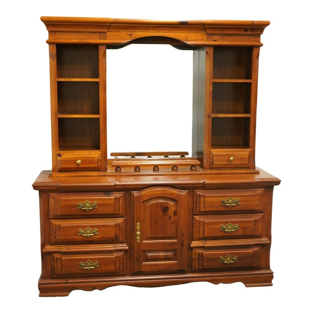 Broyhill Furniture Rustic Country Style Solid Knotty Pine 68 .