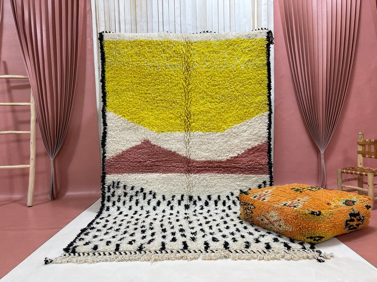 Moroccan rugs 5x8, Beni Ourain Rug, Berber carpet, vintage rug .