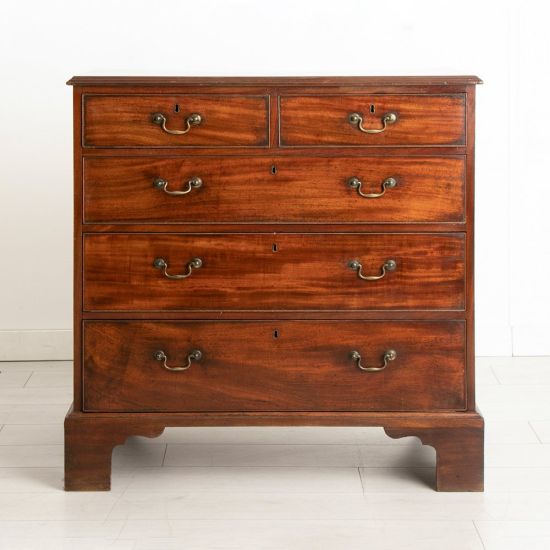 Antique Georgian Mahogany Bachelor's Chest of Drawers c.18