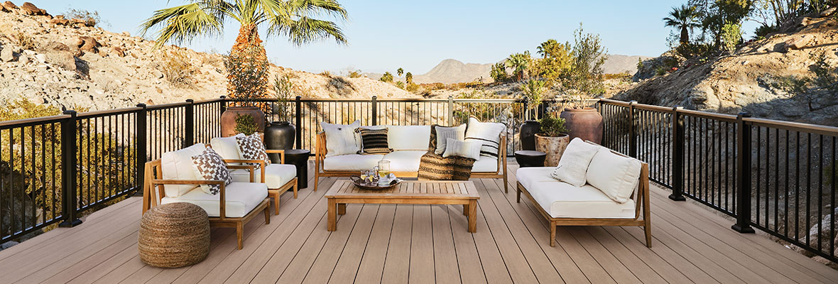 PVC vs. Composite Decking: Benefits and Differenc