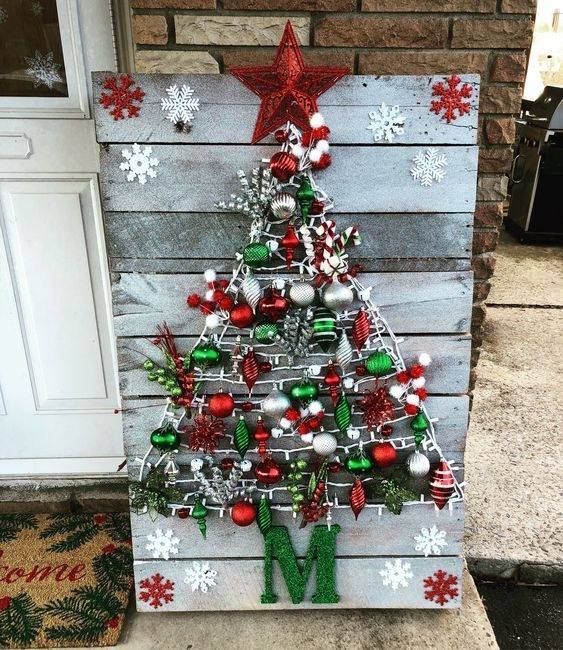 30+ DIY Wall Christmas Tree Ideas That'll Get You To Downsize Now .