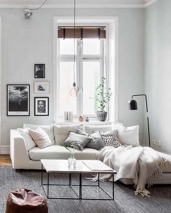 Dreamy modern French apartment ideas. | Minimalist oturma odası .