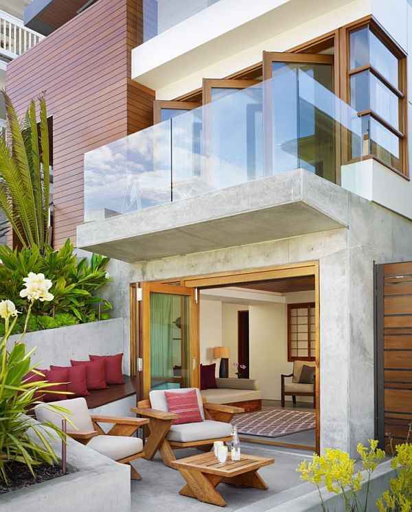Beach House in California Draws Inspiration From South East Asia .