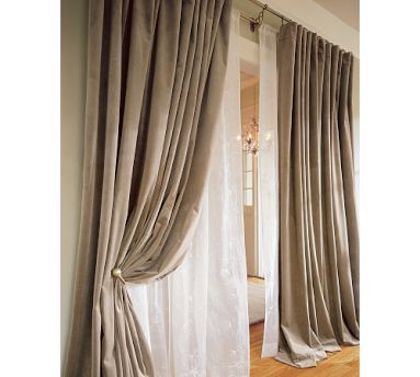 Curtains & Drapes For Your Home Decor