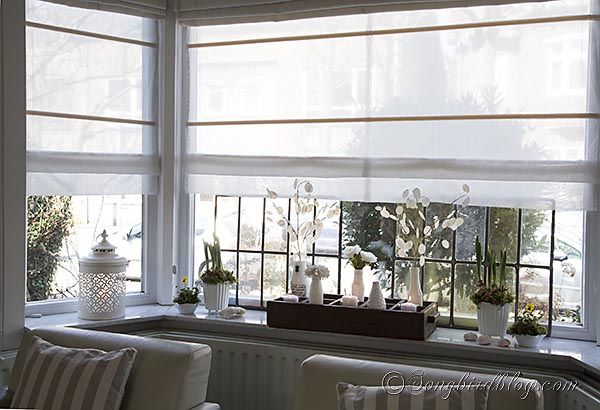How to decorate your window sill (easy tips and tricks) | Bay .