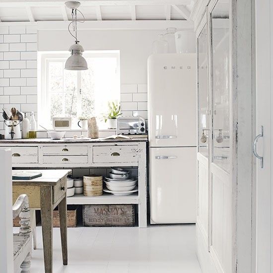 freestanding kitchen | Miss Mustard Se