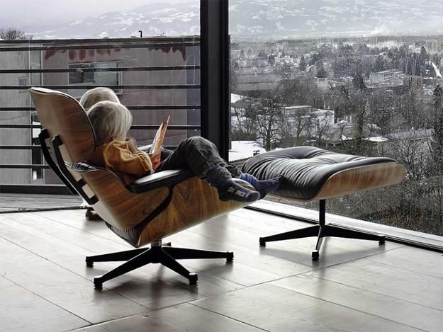 Eames Chairs, Comfortable and Modern Interior Design with Designer .