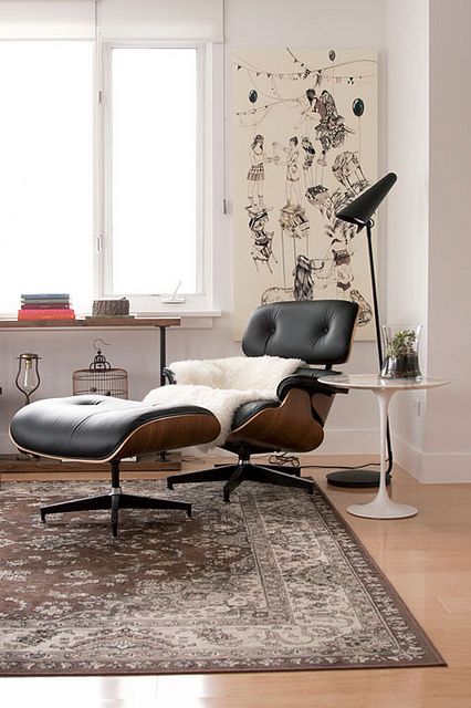 House tour of Jess Loraas | Eames lounge chair, Furniture design .