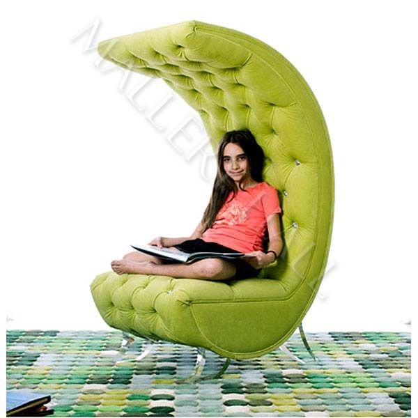 Pin de M.E Creationz em Lounge Ideas | Cadeiras legais, Sofá, Poltro