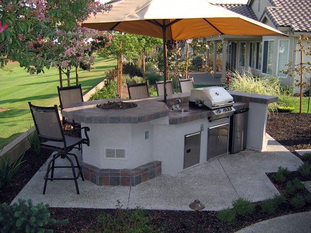 Outdoor Kitchen Fire Feature, Grill Shade Umbrella Outdoor Kitchen .