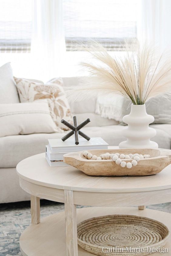 25+ Stylish Ways To Decorate Your Coffee Table | Coffee table .