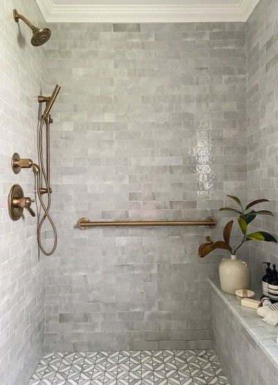 7 Designers Weigh in on the Best Tile for Bathroom Floors | Best .