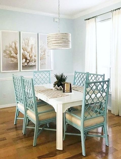 21 Coastal Designer Dining Rooms | Coastal dining room, Beach .