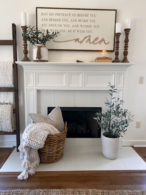 How To Create A Lovely Spring Mantel In 10 Minutes | Farmhouse .