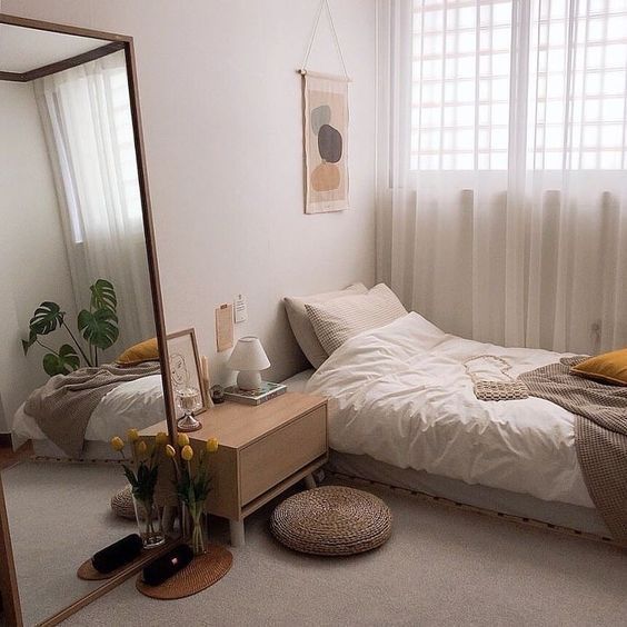 60+ Small Bedroom Ideas To Make Your Space Feel Cozy & Cohesive .
