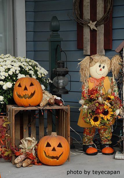 Outdoor Halloween Decorations for Fright and Fun | Fall outdoor .