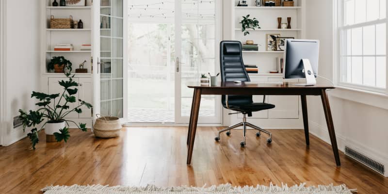 How to Choose Home Office Furniture: Expert Guide to Chairs, Desks .