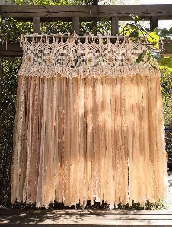 Pin by Sherry Hardoin on Curtains | Shabby chic shower curtain .