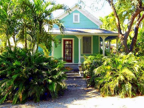 Key West House Color Schemes | Fabulous Exterior Color Scheme in 7 .