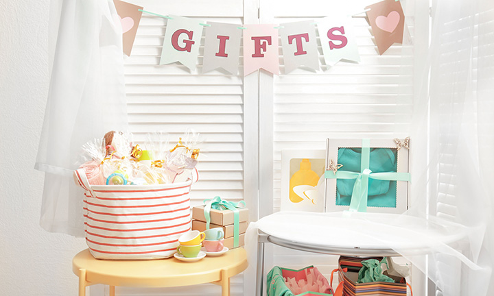 51 Best Baby Shower Gift Ideas for the New Baby | Pampe