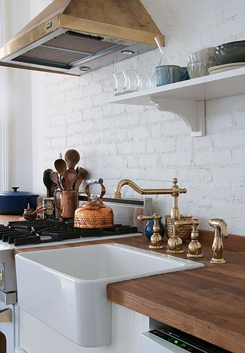 Brass kitchen faucet | Eclectic kitchen design, Farmhouse kitchen .