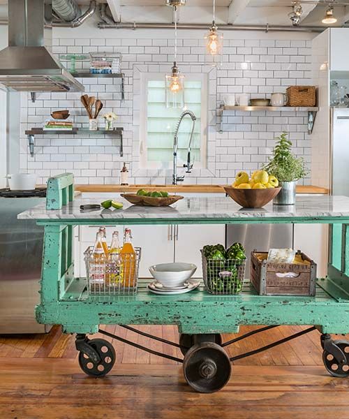 6 Salvage Projects You've Got to See | Diy kitchen island .