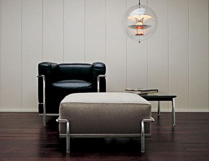 Le Corbusier LC2 Armchair produced by Cassina | hive | Ambiente, Cas