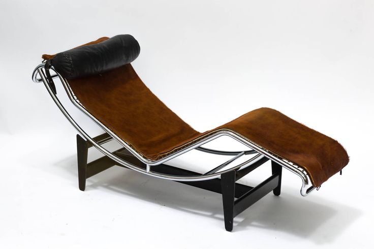 Le Corbusier LC4 Chaise Longue Chair in Cowhide | Lc4 chaise .