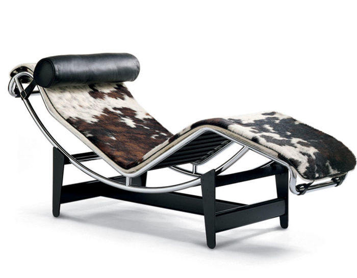 Le Corbusier LC4 Chaise Lounge produced by Cassina | hive .