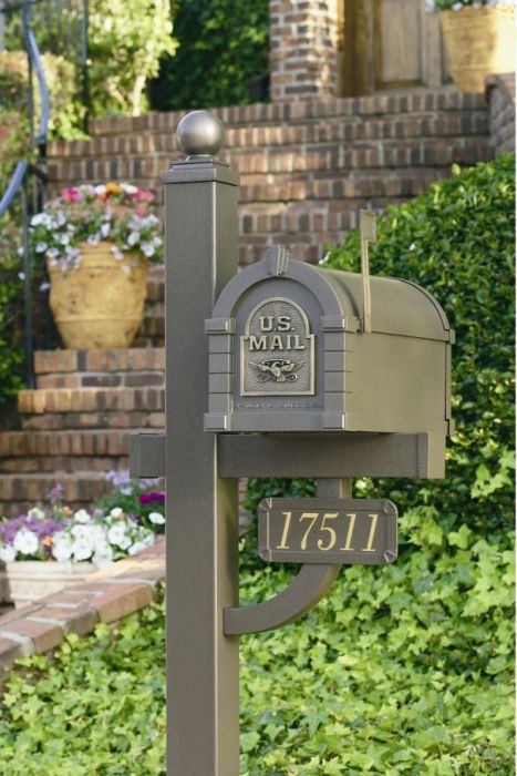 Original Keystone Series Deluxe Mailbox and Post Packages .