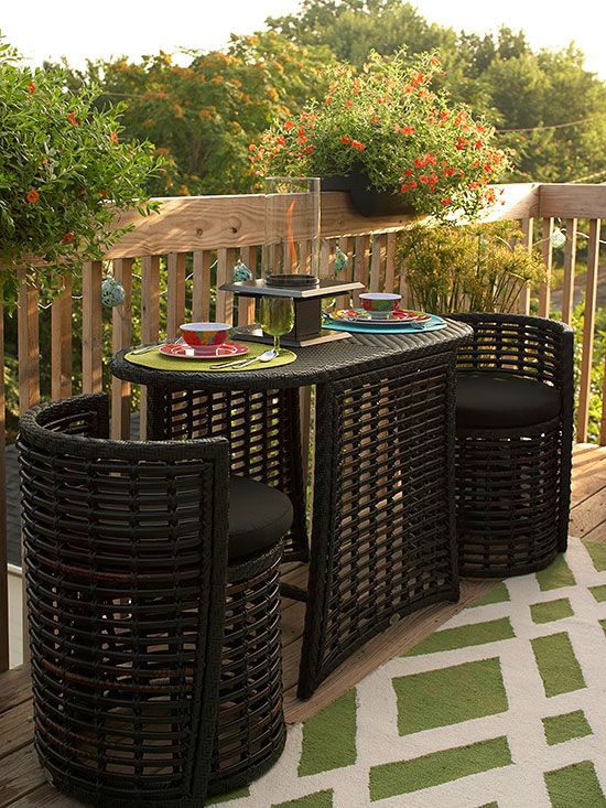 Outdoor chairs for your porch, patio and deck