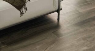 4 Reasons to Choose Porcelain Wood Tile Over Hardwood Floors .