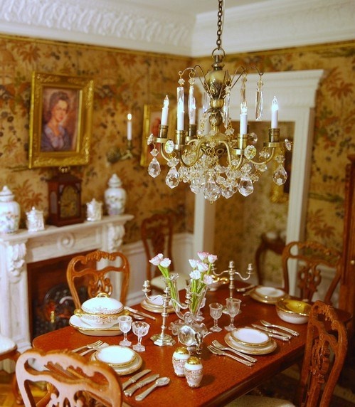 Victorian dining room | Casa victoriana de muñecas, Cocina .