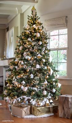 79 Best Christmas Tree Inspo ideas | christmas tree, christmas .