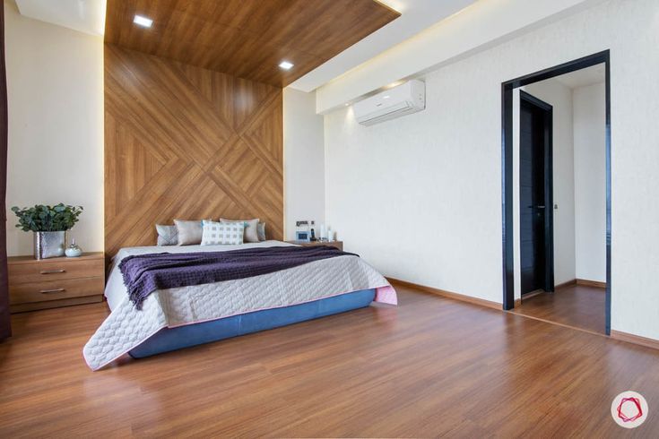 4BHK Interiors at Jaypee Greens Noida is Lavish & Dramatic | Bed .