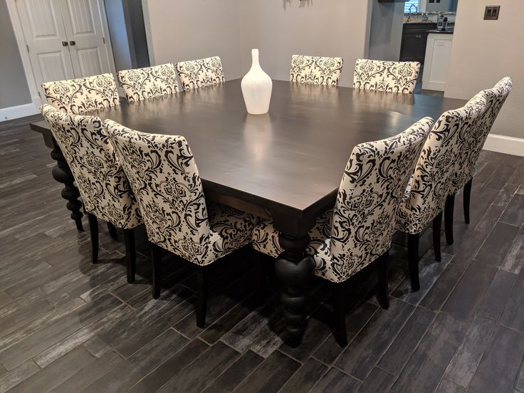 Turned Leg Square Dining Table For 12 | Square dining tables .
