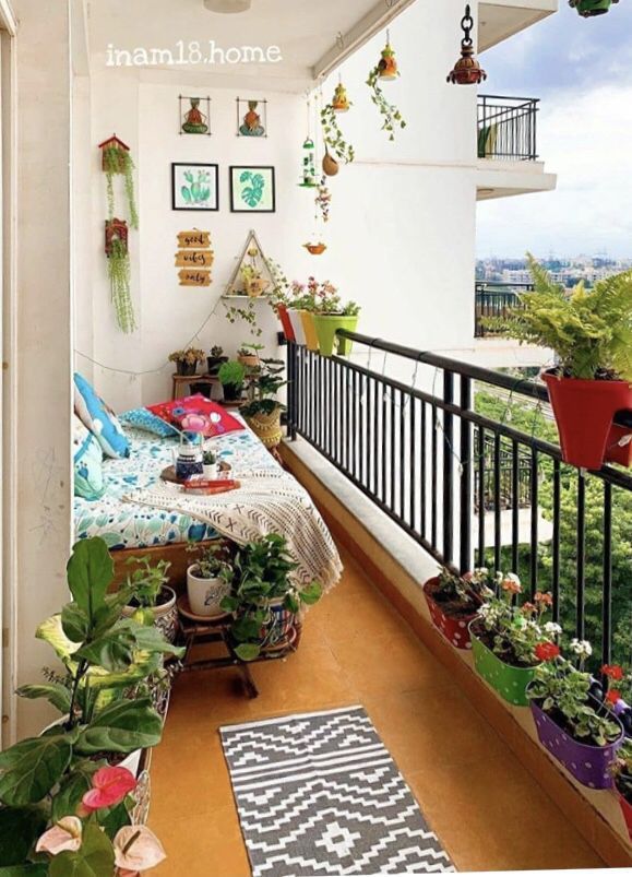 Unique Balcony Decoration||Decoration Tips | Apartment balcony .