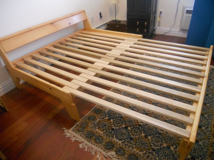 Imagini pentru trifold wooden futon frame | Futon bed frames, Diy .