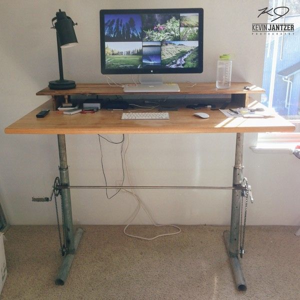 Work Better: 5 DIY Standing Desk Projects You Can Make this .