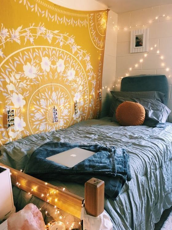 21 Cute Dorm Rooms We're Obsessing Over - Society19 | Dorm room .