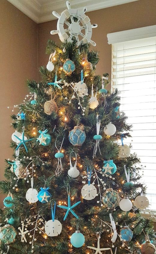 Coastal Christmas Tree Topper Ideas | DIY & Shop | Christmas tree .