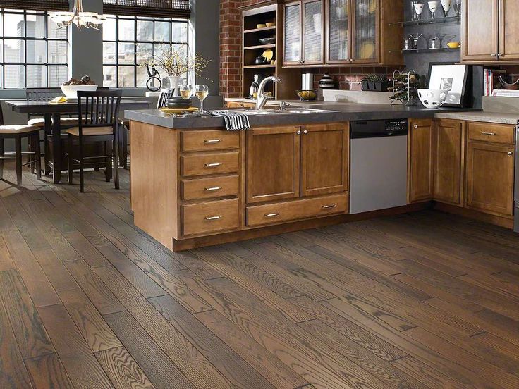 Hardwood Flooring: Shaw Wood Flooring | Honey oak cabinets .
