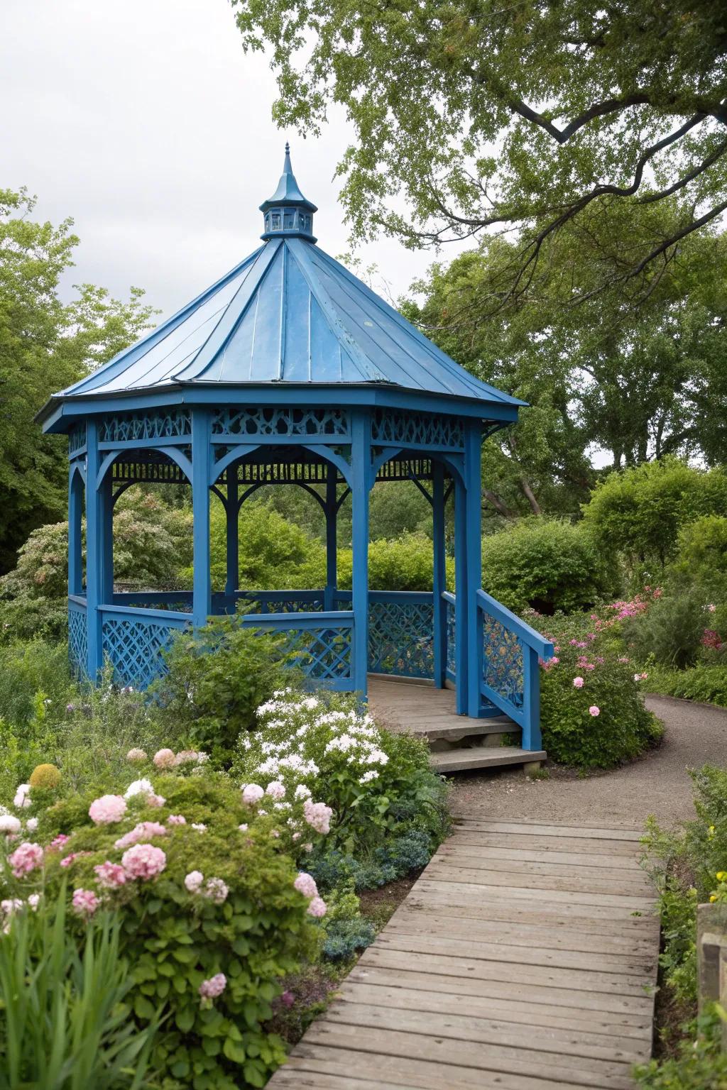 Bold blues create a refreshing and vibrant focal point.