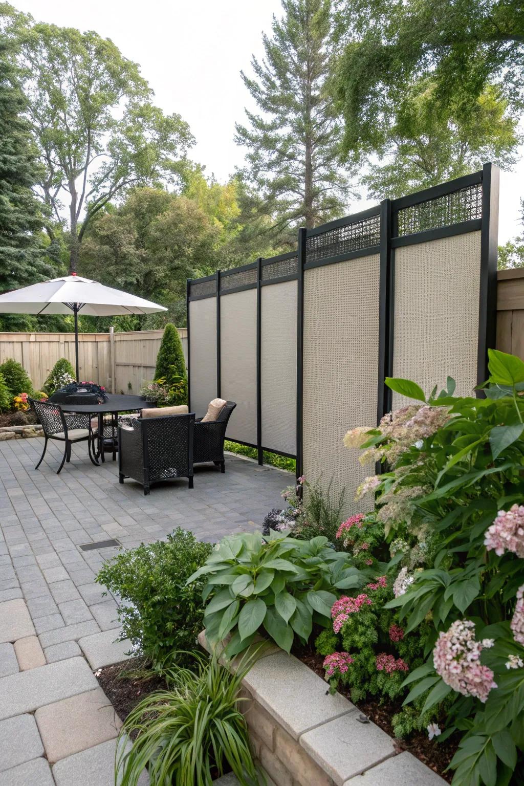 Transform any outdoor area into a tranquil retreat with privacy screens.