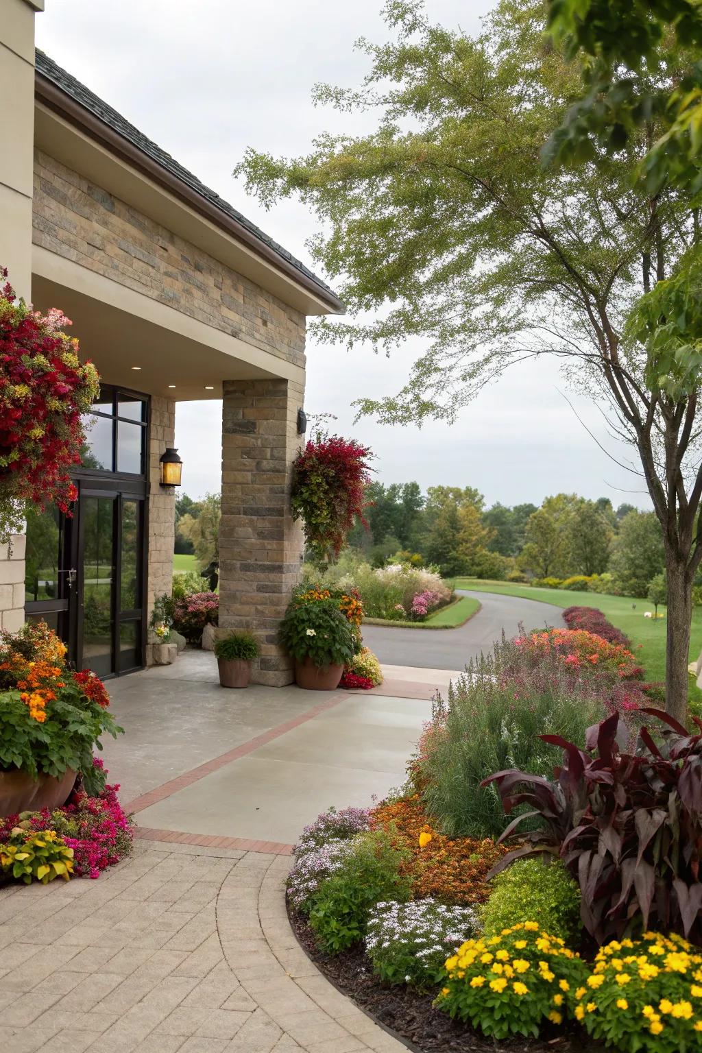 Seasonal plants bring an ever-changing vibrancy to the entrance.