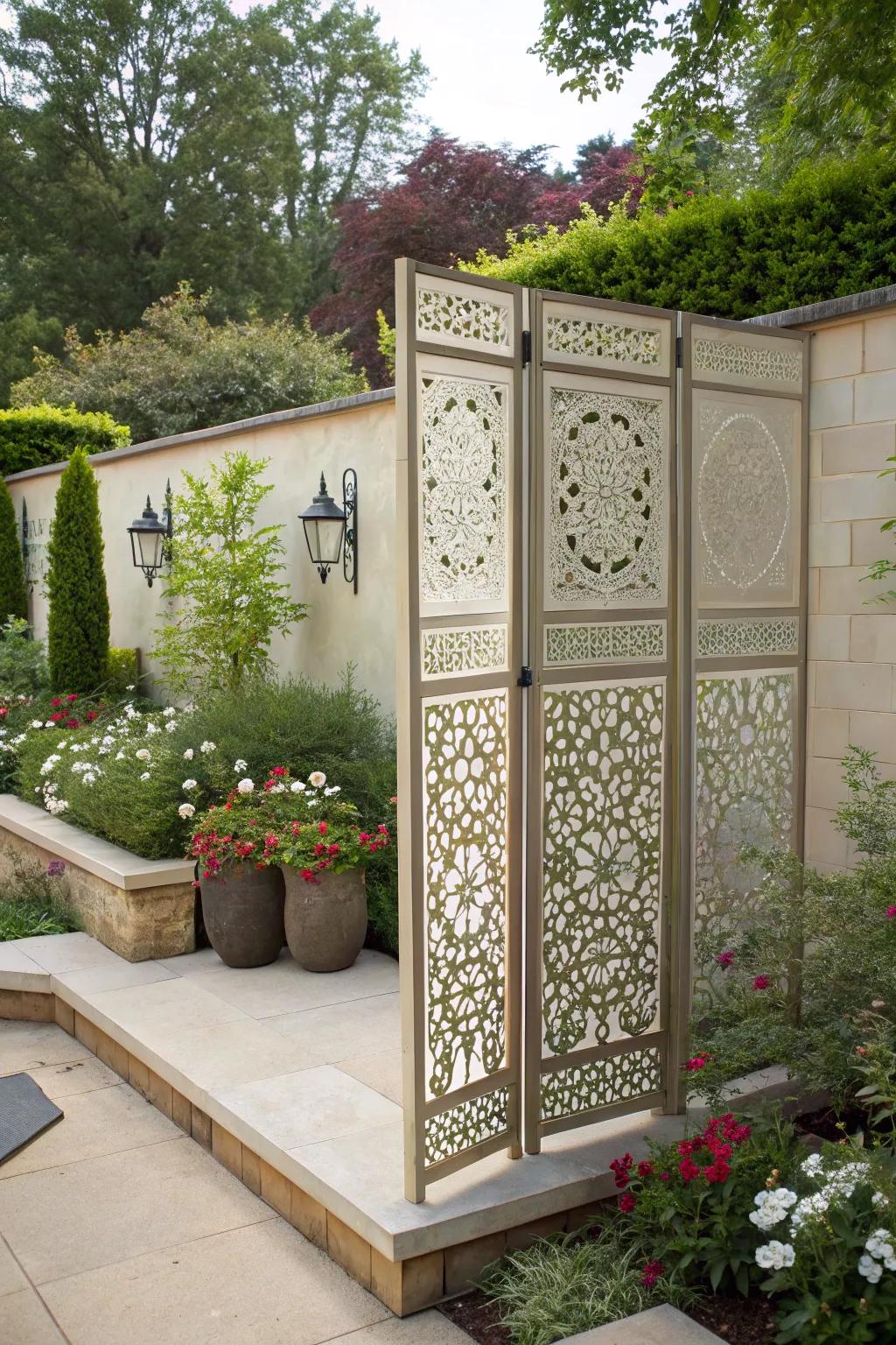 Decorative screens add an artistic touch to property lines.